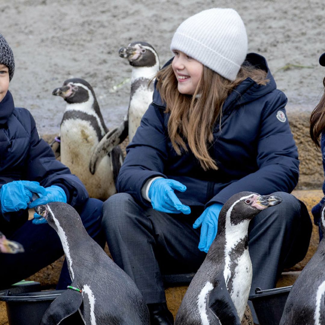 Mary de Dinamarca y sus hijos pequeños, divertido día de excursión ¡rodeados de pingüinos!