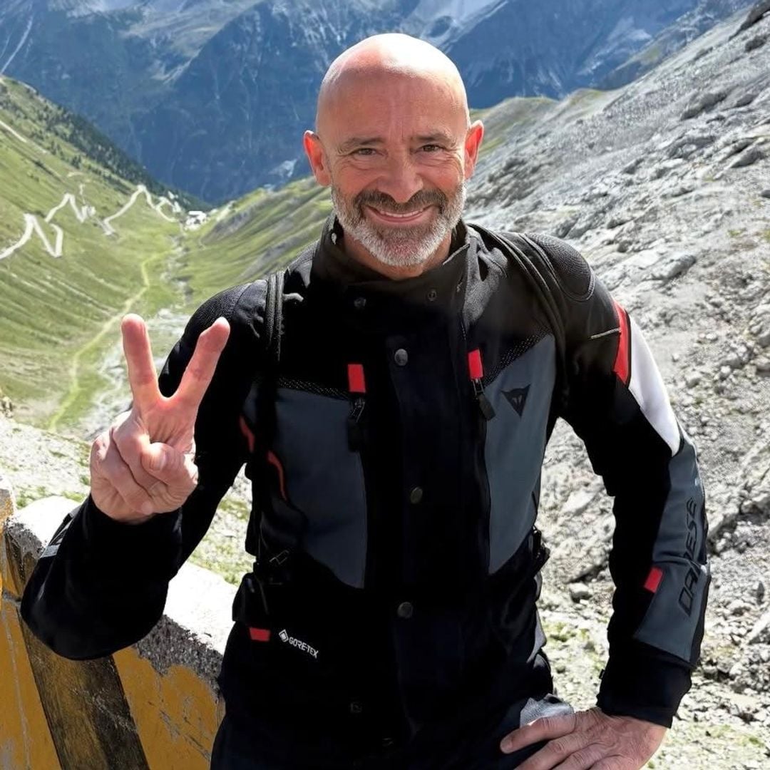 Antonio Lobato, en plena forma a los 60 años: descubrimos su deporte de vértigo y adrenalina fuera de la Fórmula 1