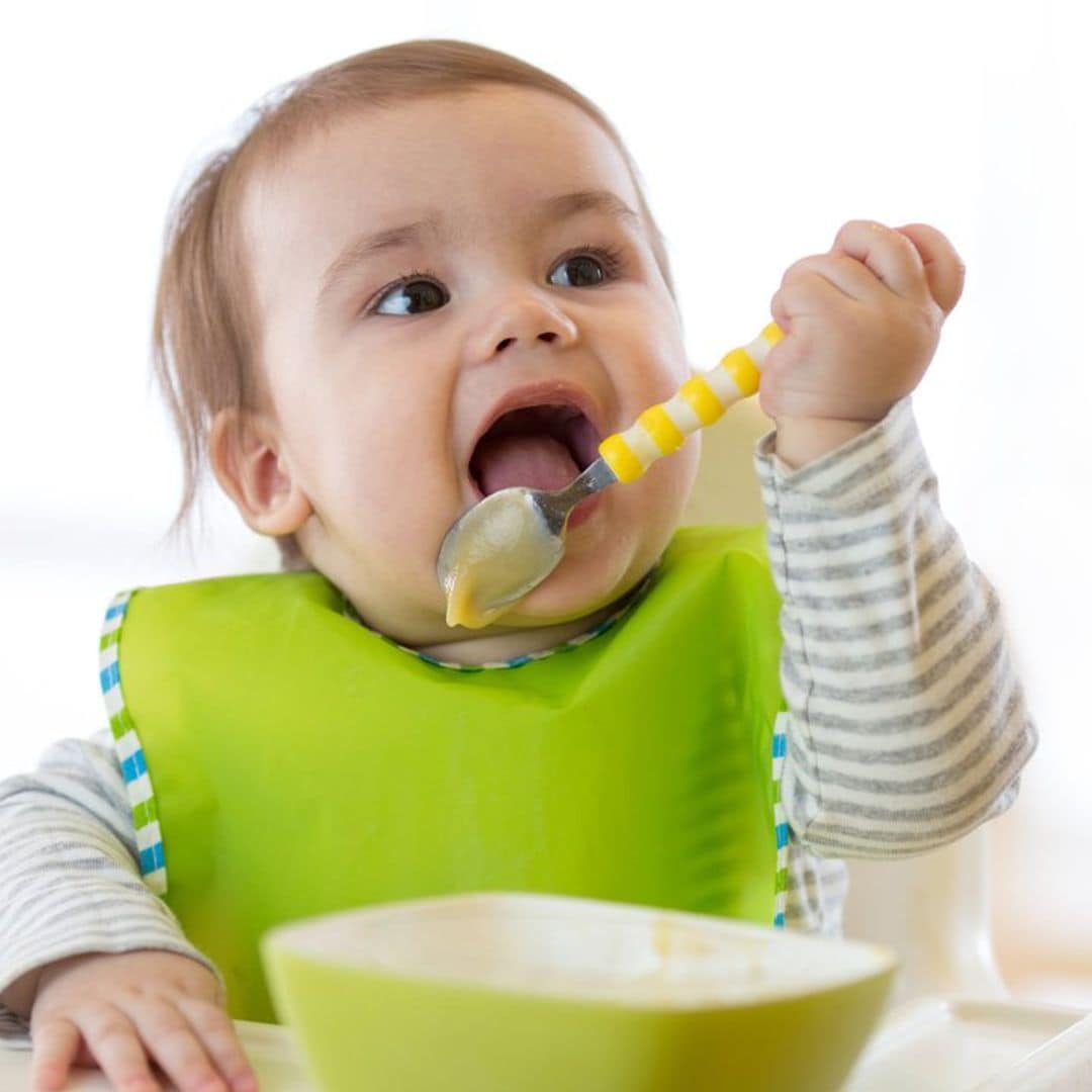 ¿Se puede endulzar la comida de un bebé?