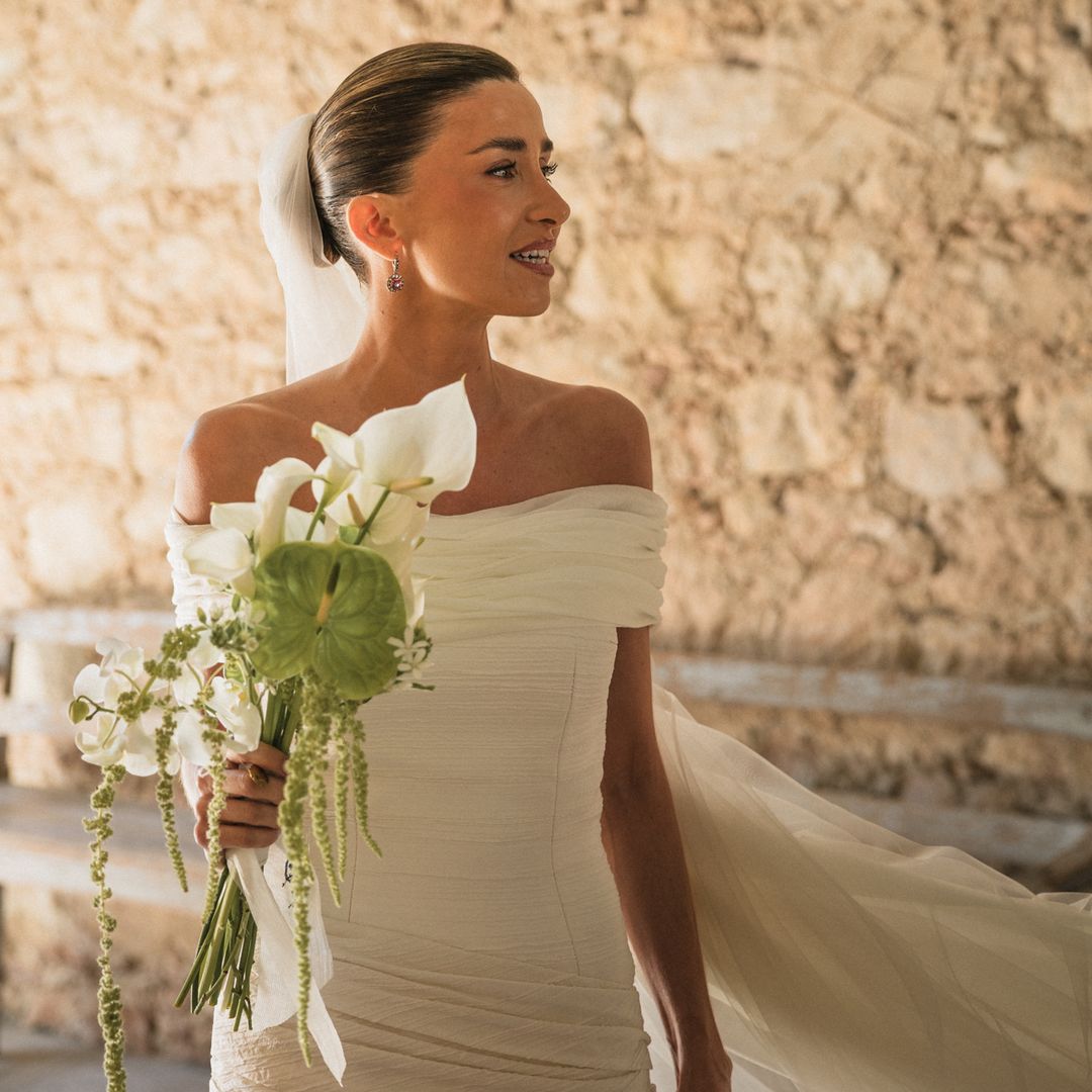 Paloma, la novia que se casó con un coro de 40 voces: "Queríamos una celebración elegante pero divertida"