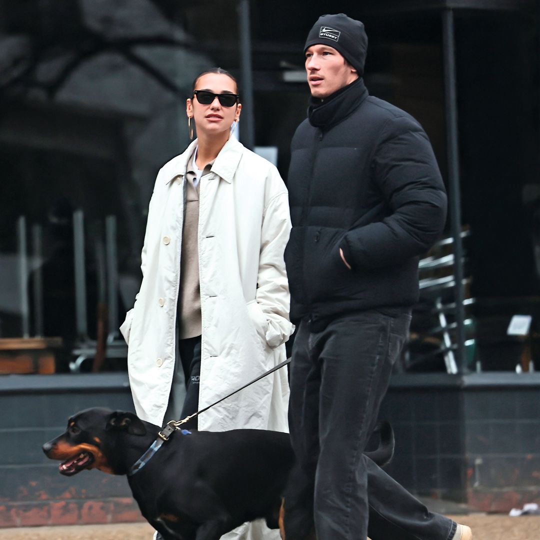 Dua Lipa y Callum Turner, las románticas fotos de la pareja (y uno más) en Londres a un paso de su boda