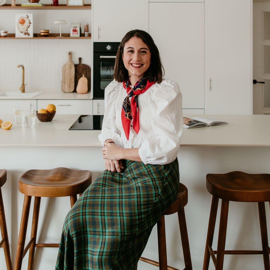 Anabel Soria, arquitecta e interiorista: “Cambiar cojines, mantas y cortinas es una forma muy accesible y rápida de actualizar la estética de tu casa”