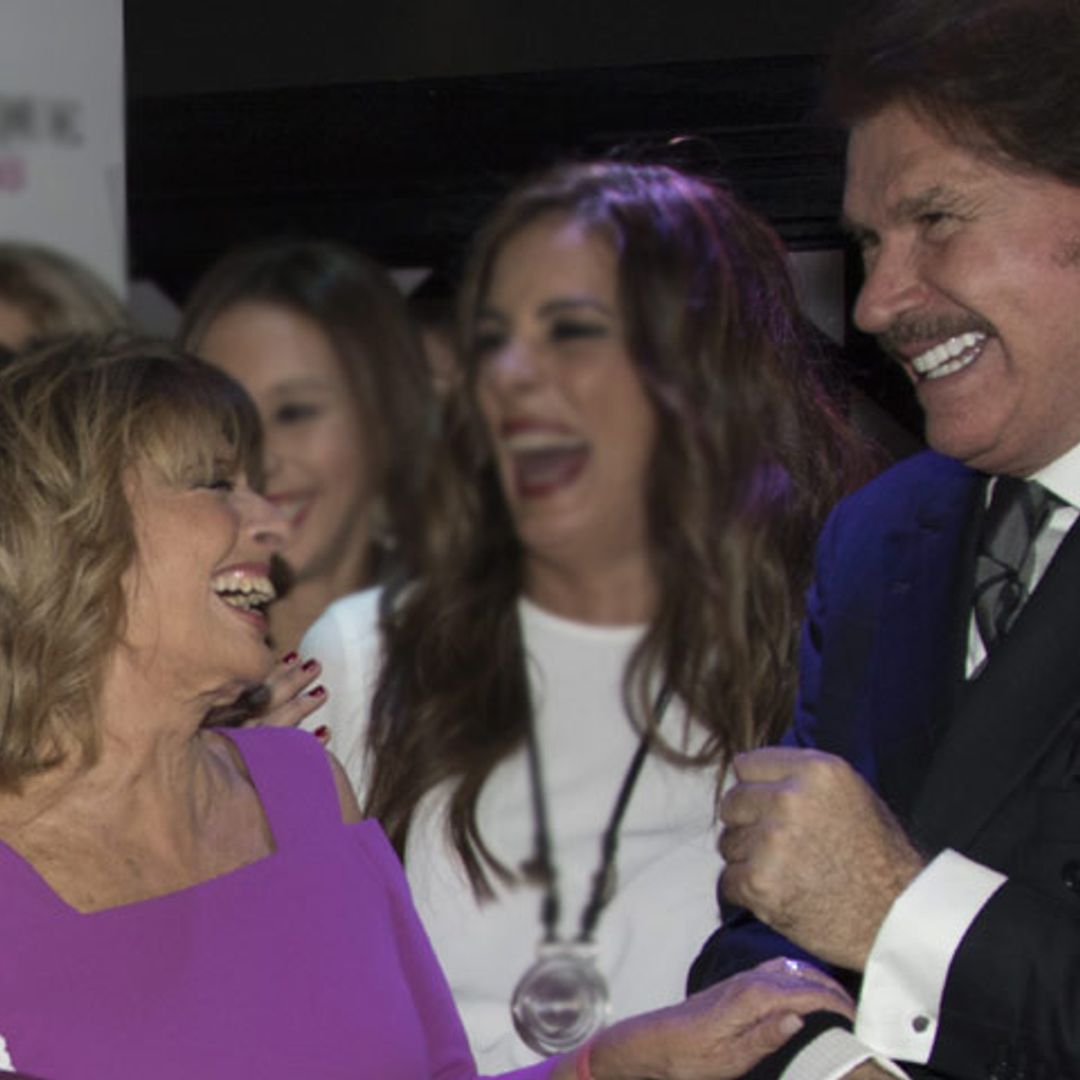 María Teresa Campos y Edmundo Arrocet, sonrisas cómplices en el cumpleaños de Carmen Borrego