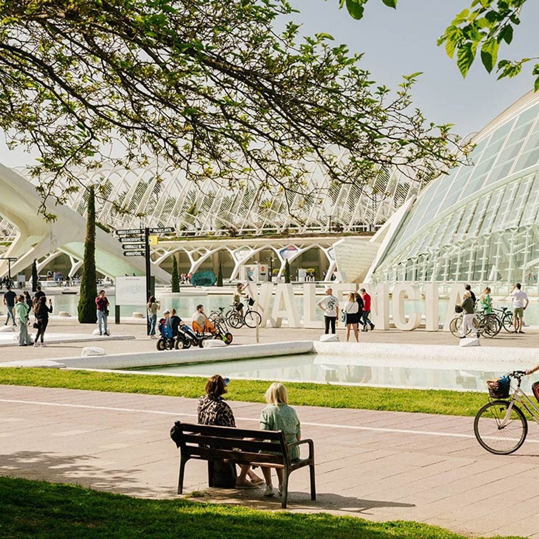 Kilómetros y kilómetros para perderte a pie o en bici por Valencia, Capital Verde Europea 2024