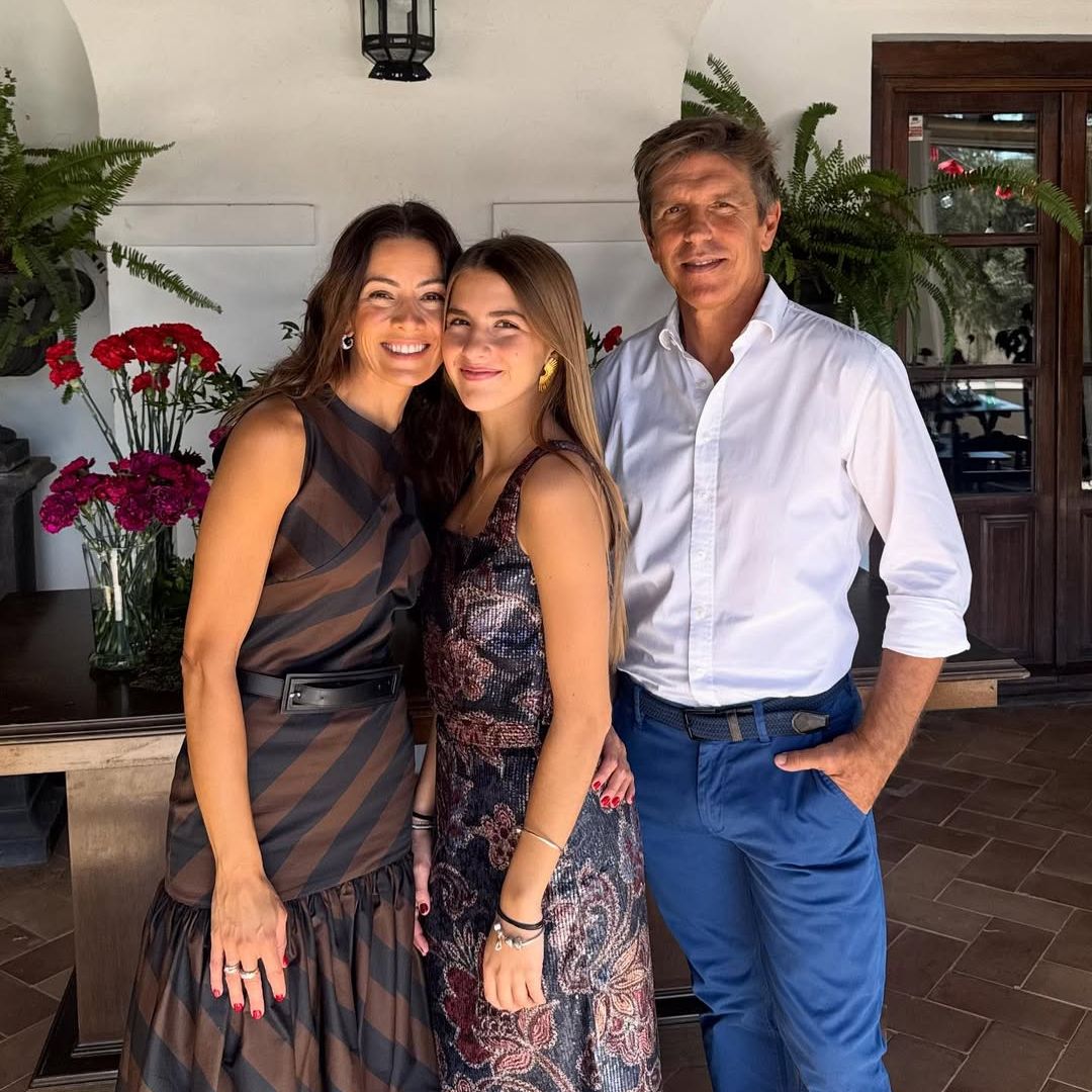 Así ha celebrado Triana, hija de 'El Cordobés' y Virginia Troconis, su 18 cumpleaños por adelantado: capea, flamenco y familia