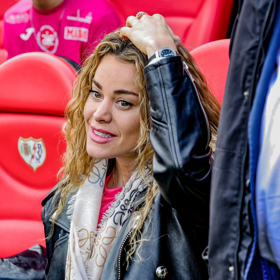 Candela Márquez reaparece en Madrid rodeada de VIPs tras su guerra de mensajes con Alejandro Sanz