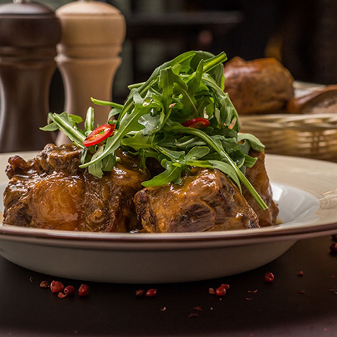 En 2018 vuelve la cocina tradicional: Rabillo con salsa de manzana