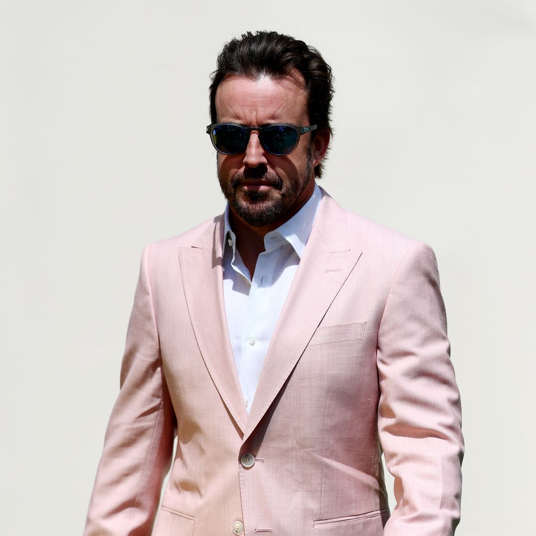 El coche de los 90 con el que soñaba media generación y que ahora conduce Fernando Alonso por Mónaco
