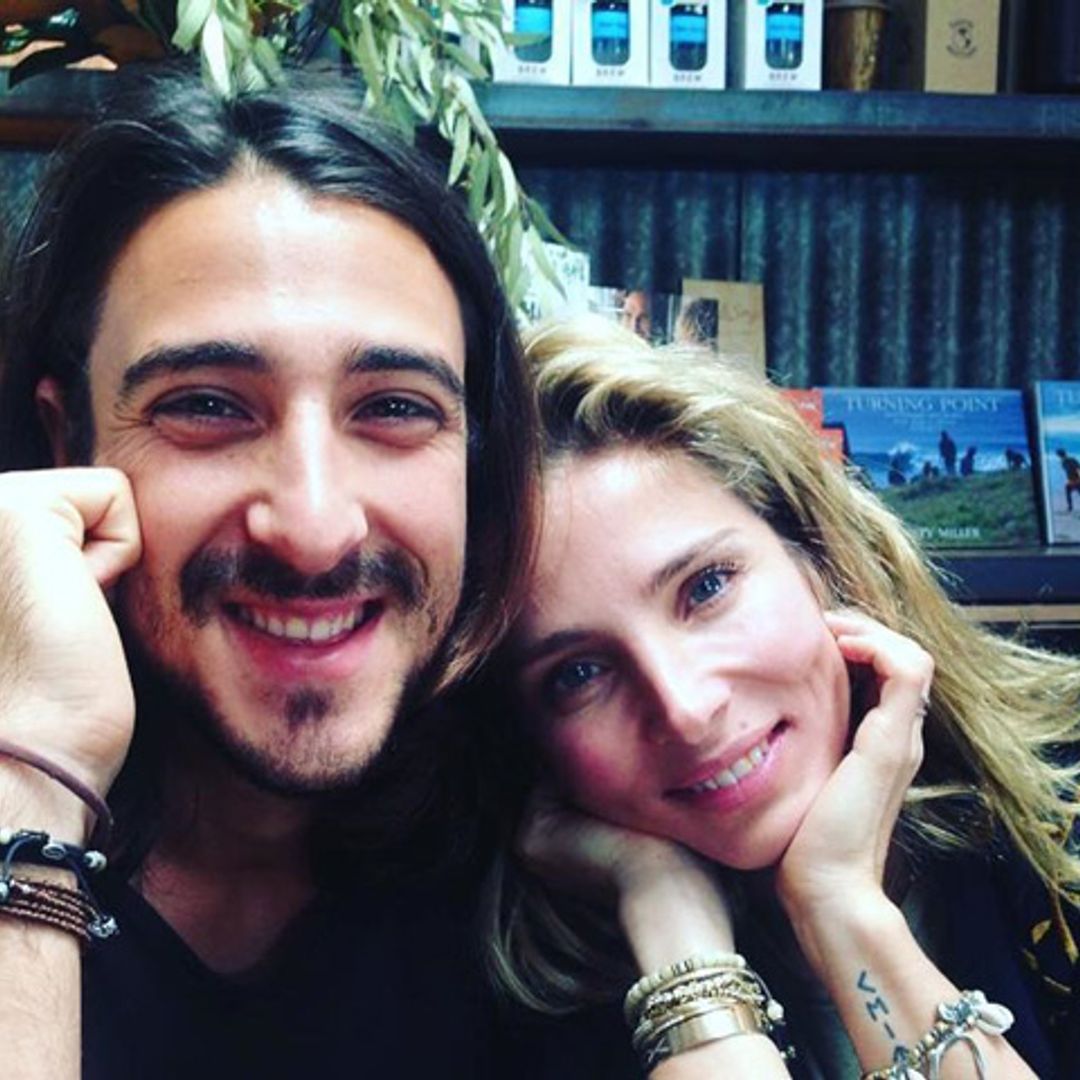 La mágica e íntima boda del hermano de Elsa Pataky en un caserío rodeado de viñedos