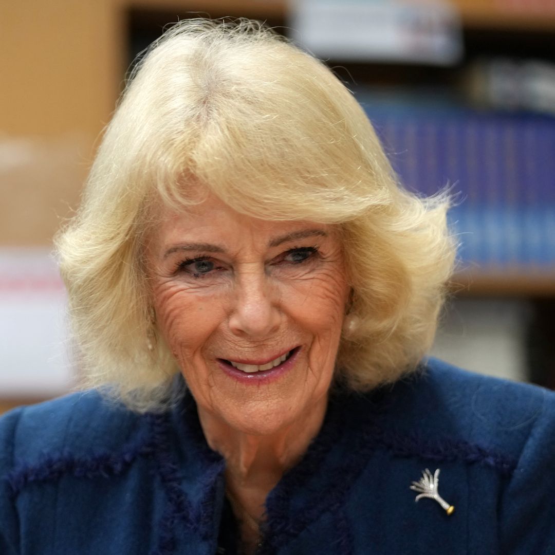 El castillo de 'Más que rivales' que conecta la serie del momento con la reina Camilla