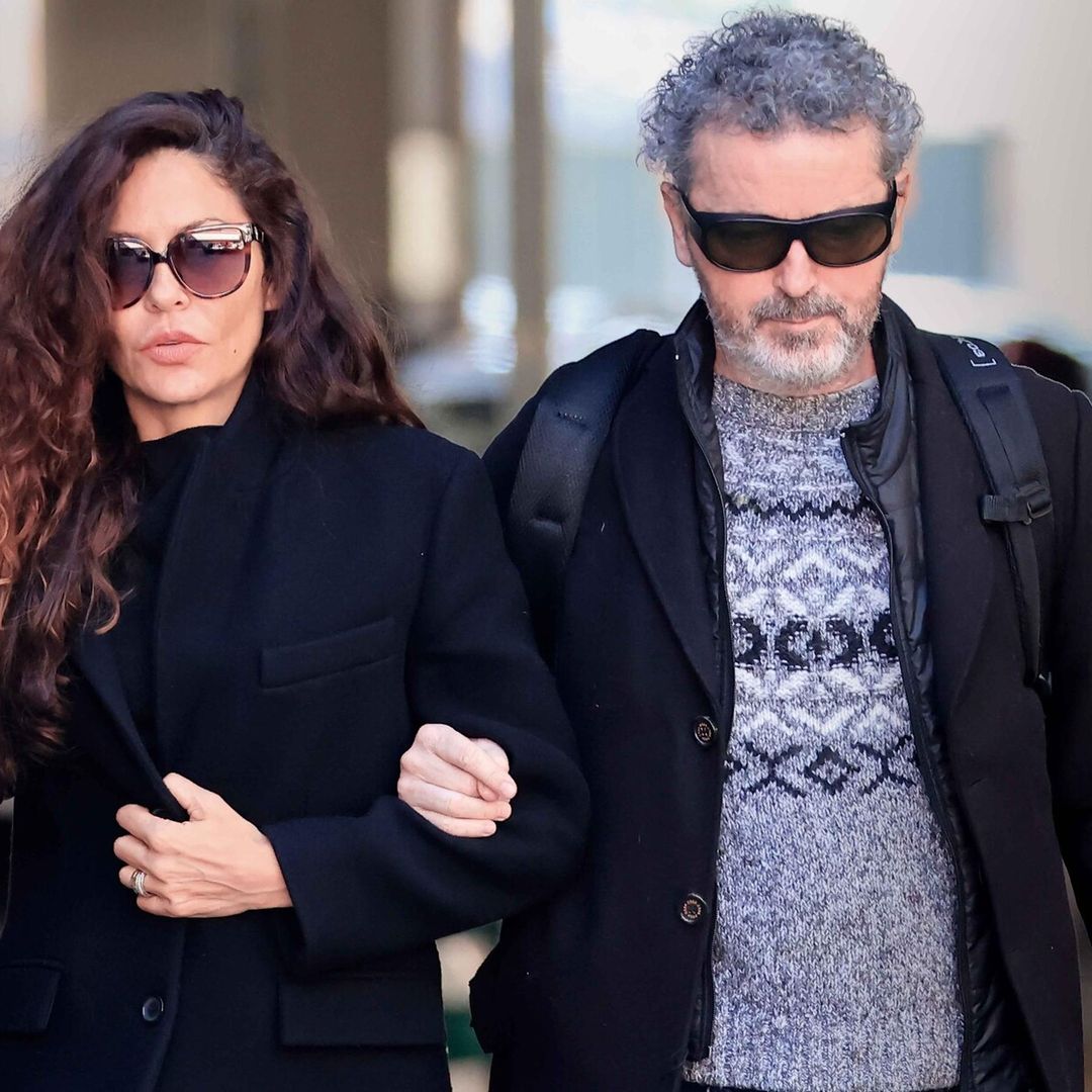 En ¡HOLA!: Patricia Pérez, primeras imágenes junto a su marido, Luis Canut, tras haber estado al borde de la muerte