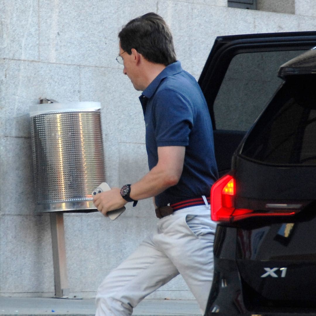 José Luis Martínez-Almeida llega al hospital ante el inminente nacimiento de su hijo