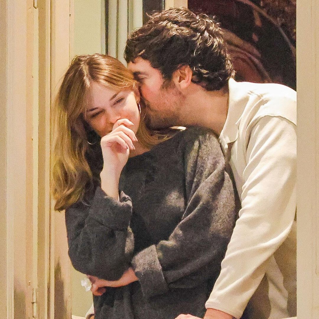 Foto a foto, el romántico momento de Stella Banderas y su novio en Málaga