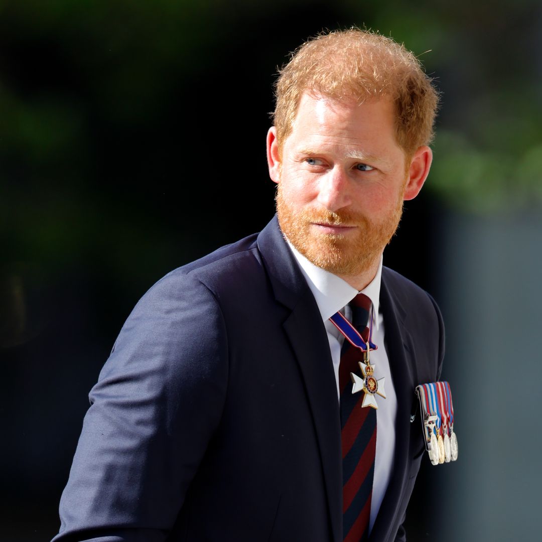El príncipe Harry visita la tumba de Lady Di sin la compañía de sus hijos: un tributo a su madre que aún no ha podido compartir