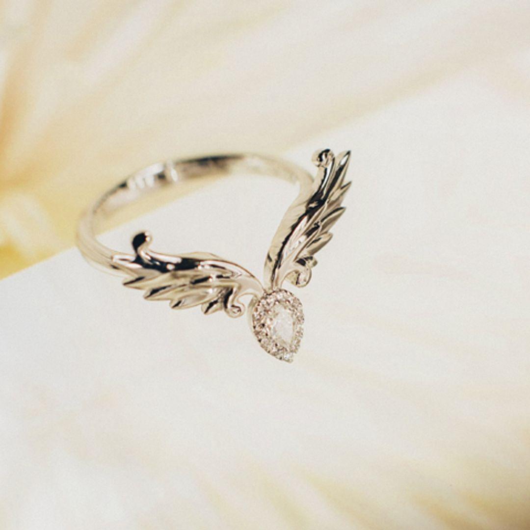 Amuletos para novias: la magia de las joyas a través de los ojos de Elia