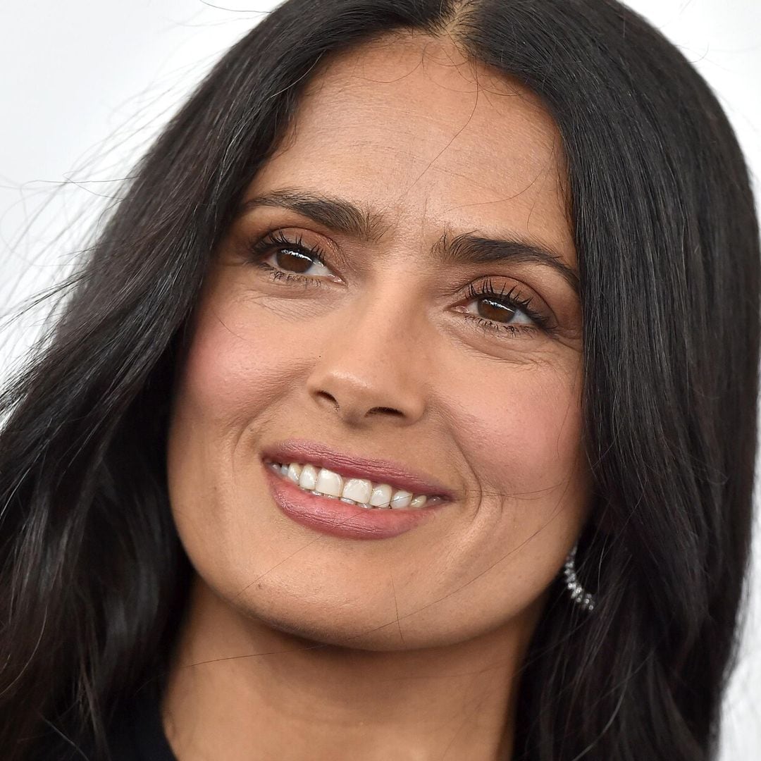 Salma Hayek tiene un truco para combatir el estrés ¡y es 100% natural!