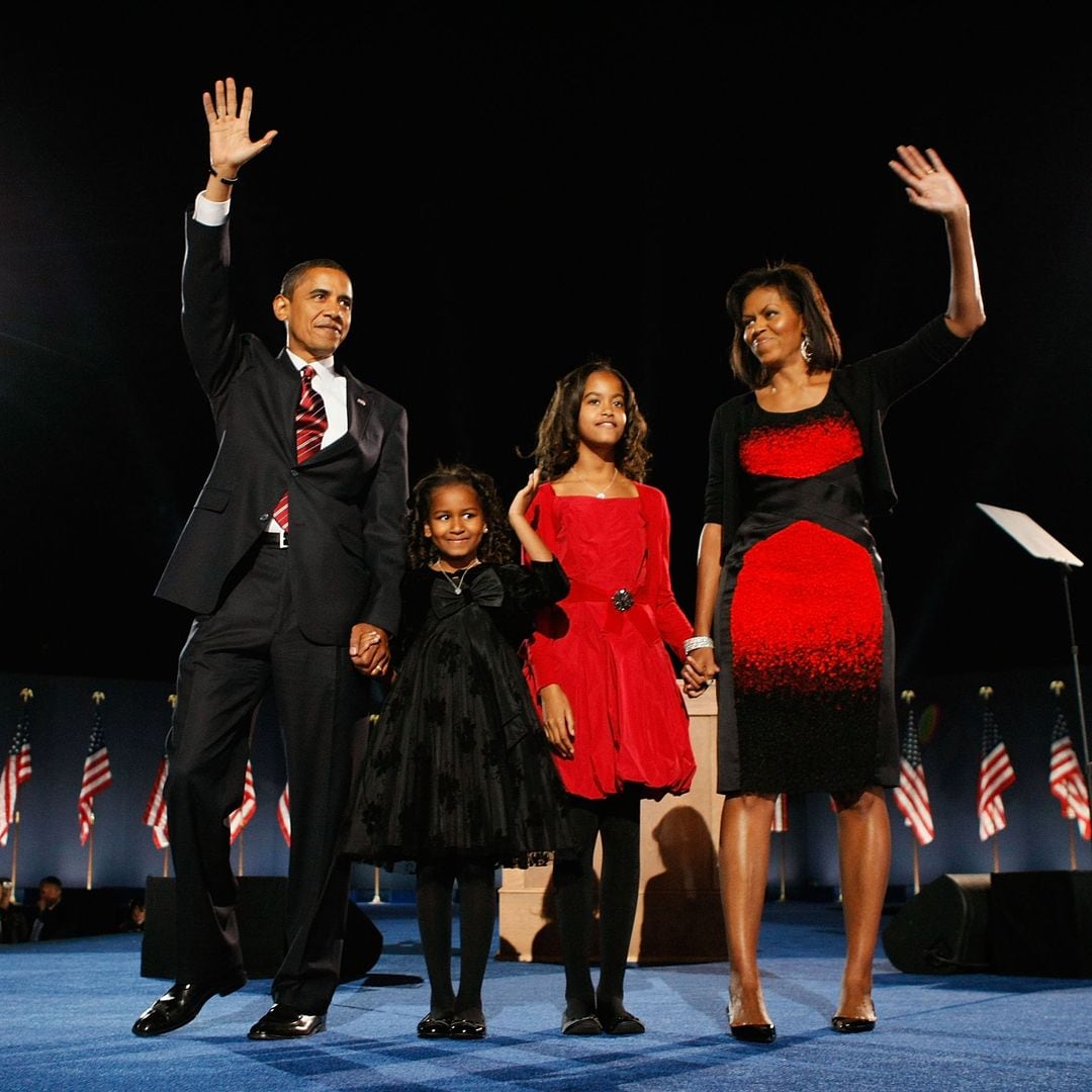 Las hijas de Barack y Michelle Obama reaparecen irreconocibles, sobre todo la pequeña