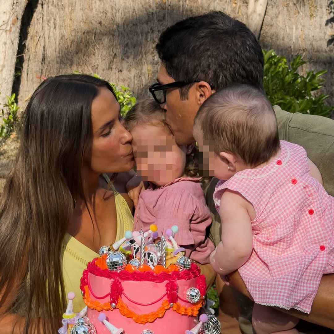 María Pombo comparte las bonitas fotos del tercer cumpleaños de su hija Vega: castillo hinchable y tarta de película