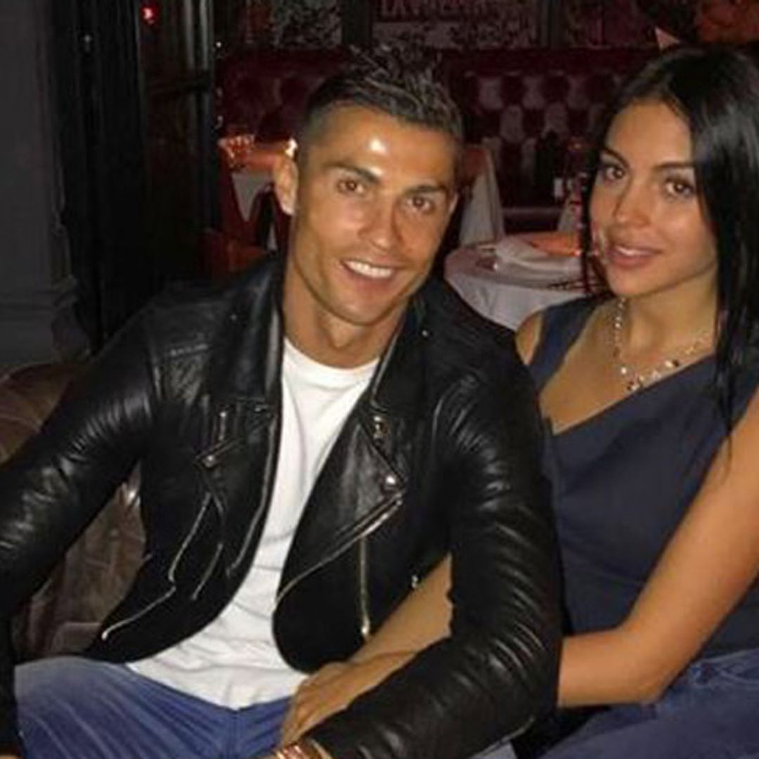 Cristiano Ronaldo celebra su triunfo deportivo 'con la mejor compañía'