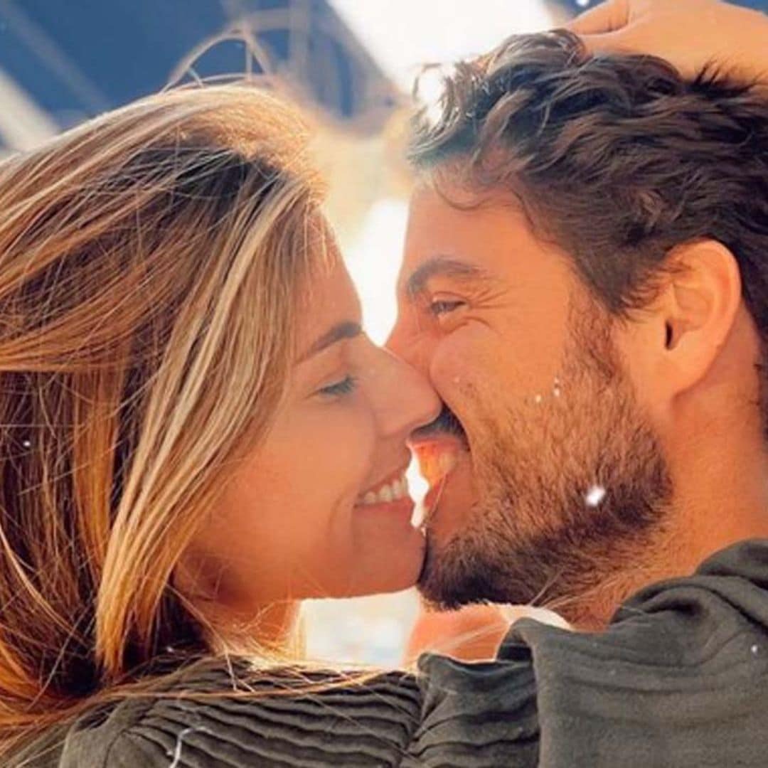 Maxi Iglesias y Stephanie Cayo como nunca les habíamos visto, ¡eso es amor!