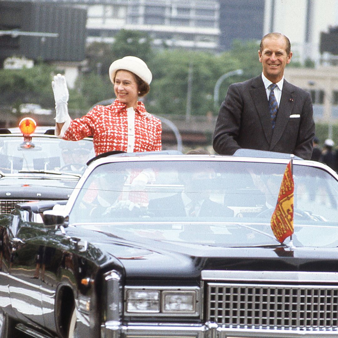 Un siglo de Isabel II a través de las portadas de ¡HOLA!: cómo una niña inesperada se convirtió en símbolo global