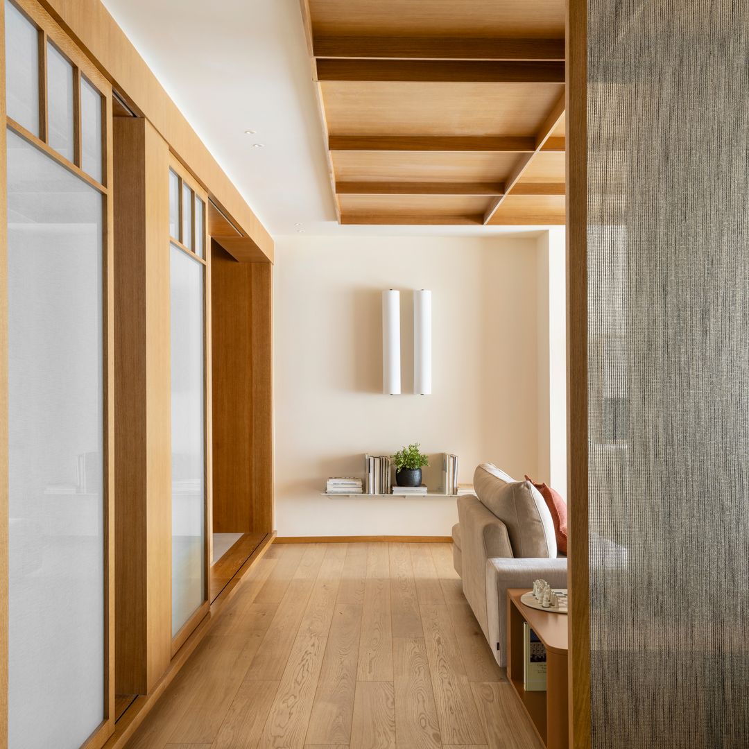 10 proyectos de interiorismo donde el trabajo de carpintería es pura ...