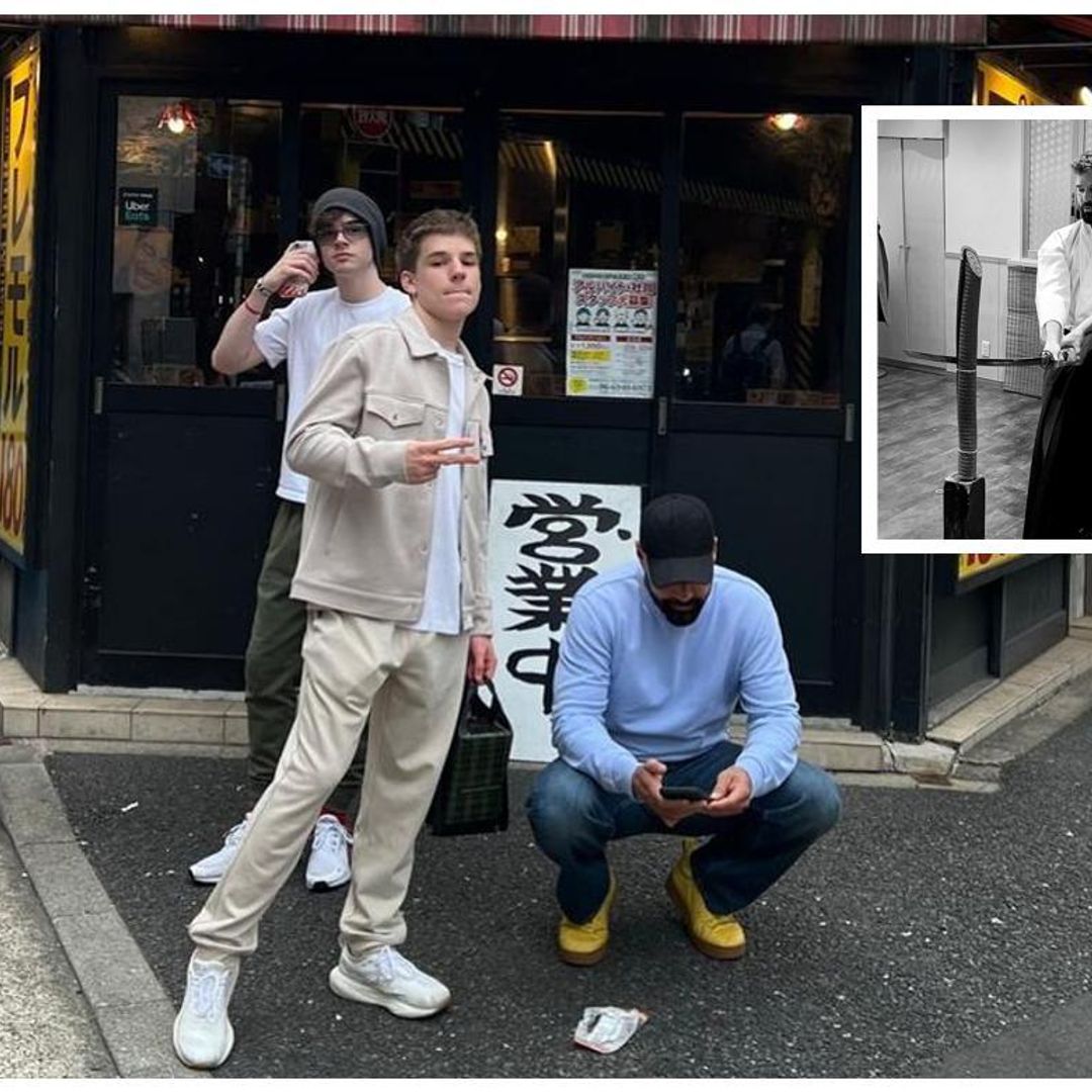 Ricky Martin y sus mellizos se convierten en samuráis por un día en Japón
