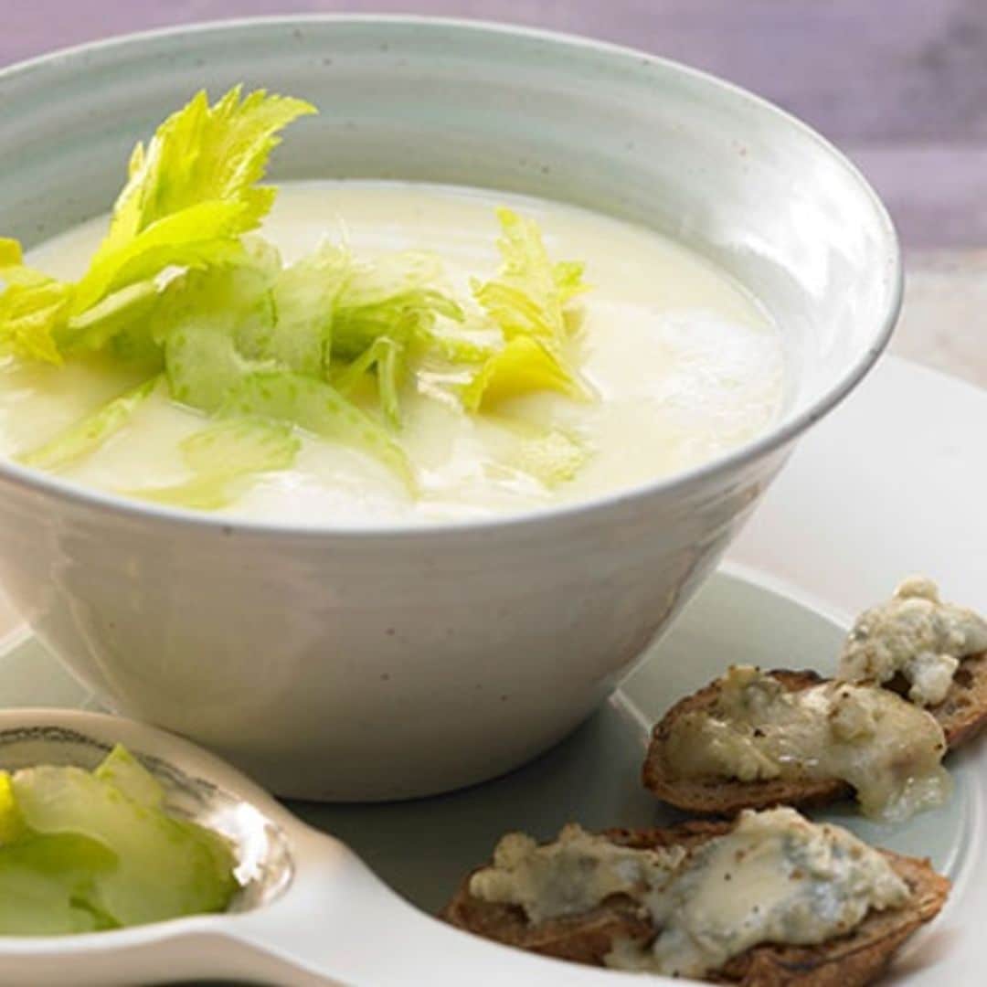 Crema de apio y queso azul