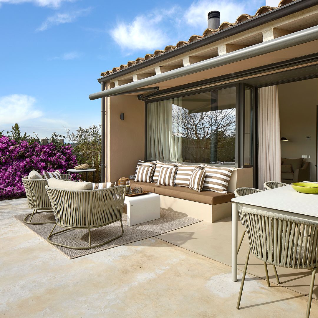 Los porches que querrás copiar este verano: 10 ideas inspiradoras para dar con la decoración perfecta