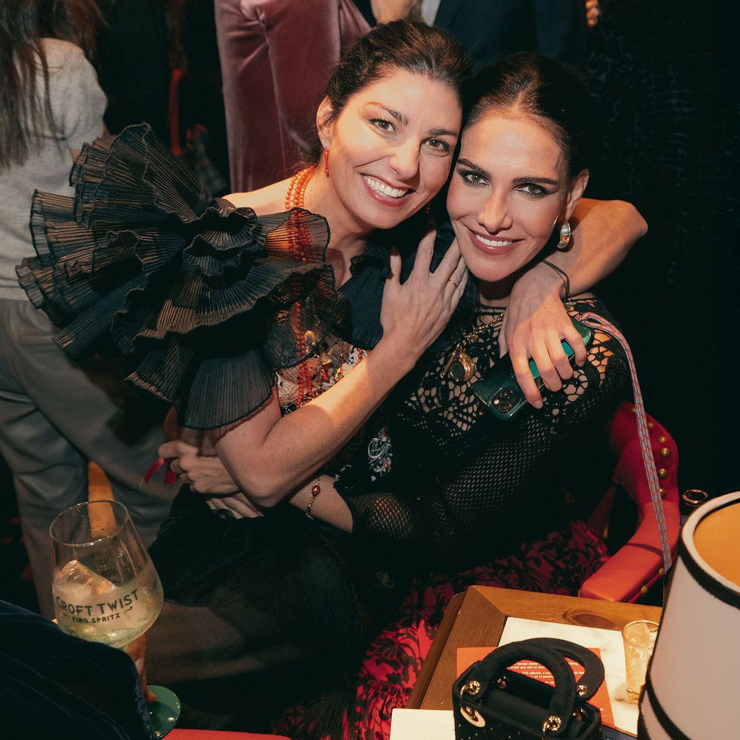 La diseñadora Rocío Peralta y Adriana Abascal