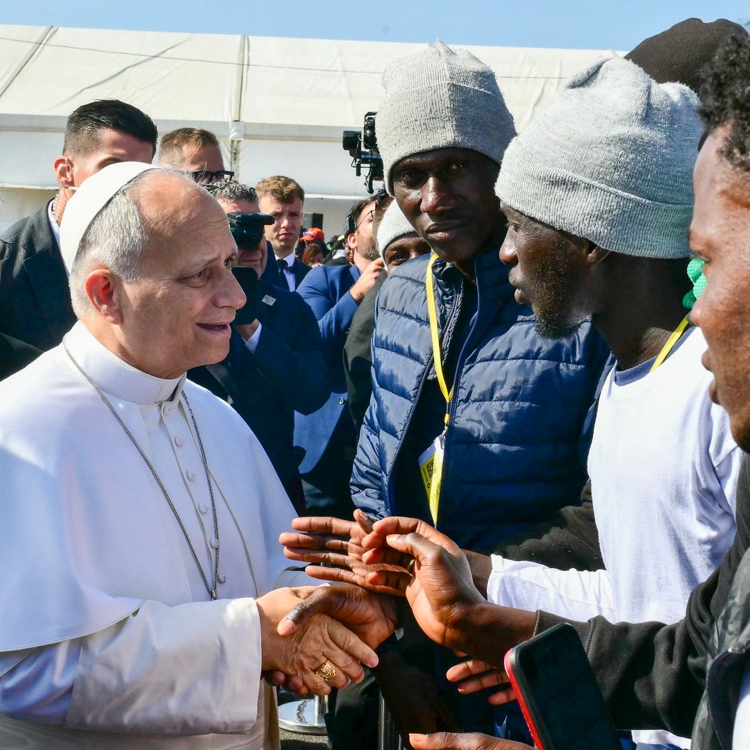 EN DIRECTO. El Papa León XIV aterriza en Tenerife: "Todos, de algún modo, somos migrantes"