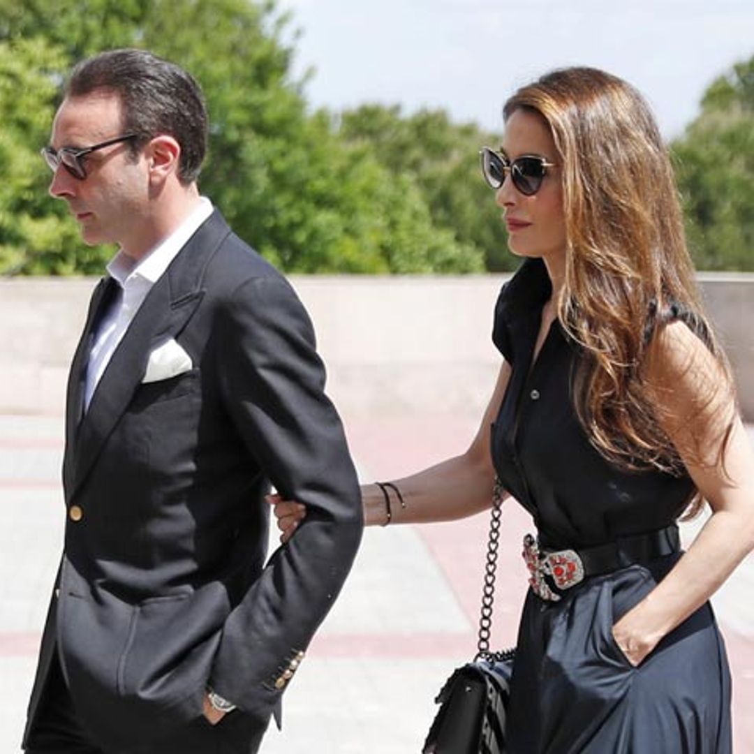 Enrique Ponce, en plena recuperación de su rodilla, se despide del ganadero fallecido Fernando Domecq