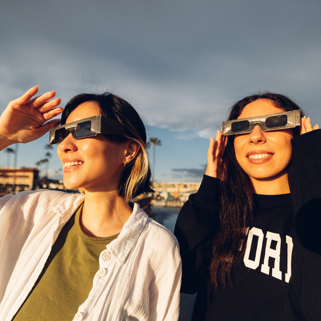 Dónde ver el Eclipse Total de Sol 2026: los mejores hoteles con vistas que todavía tienen habitaciones