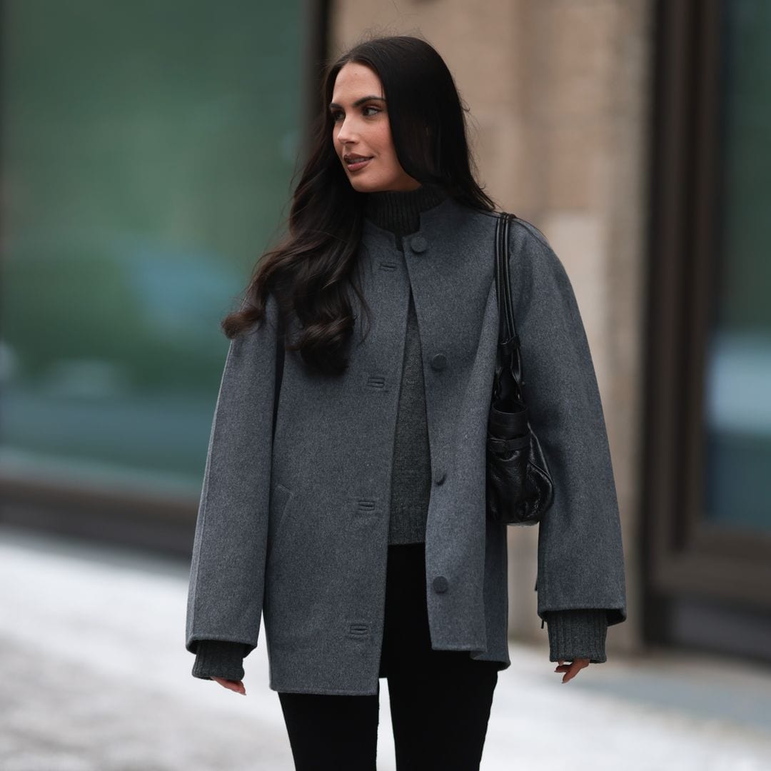 Mantén todos tus abrigos como nuevos con este cepillo 'top ventas' de Amazon que promete enamorarte