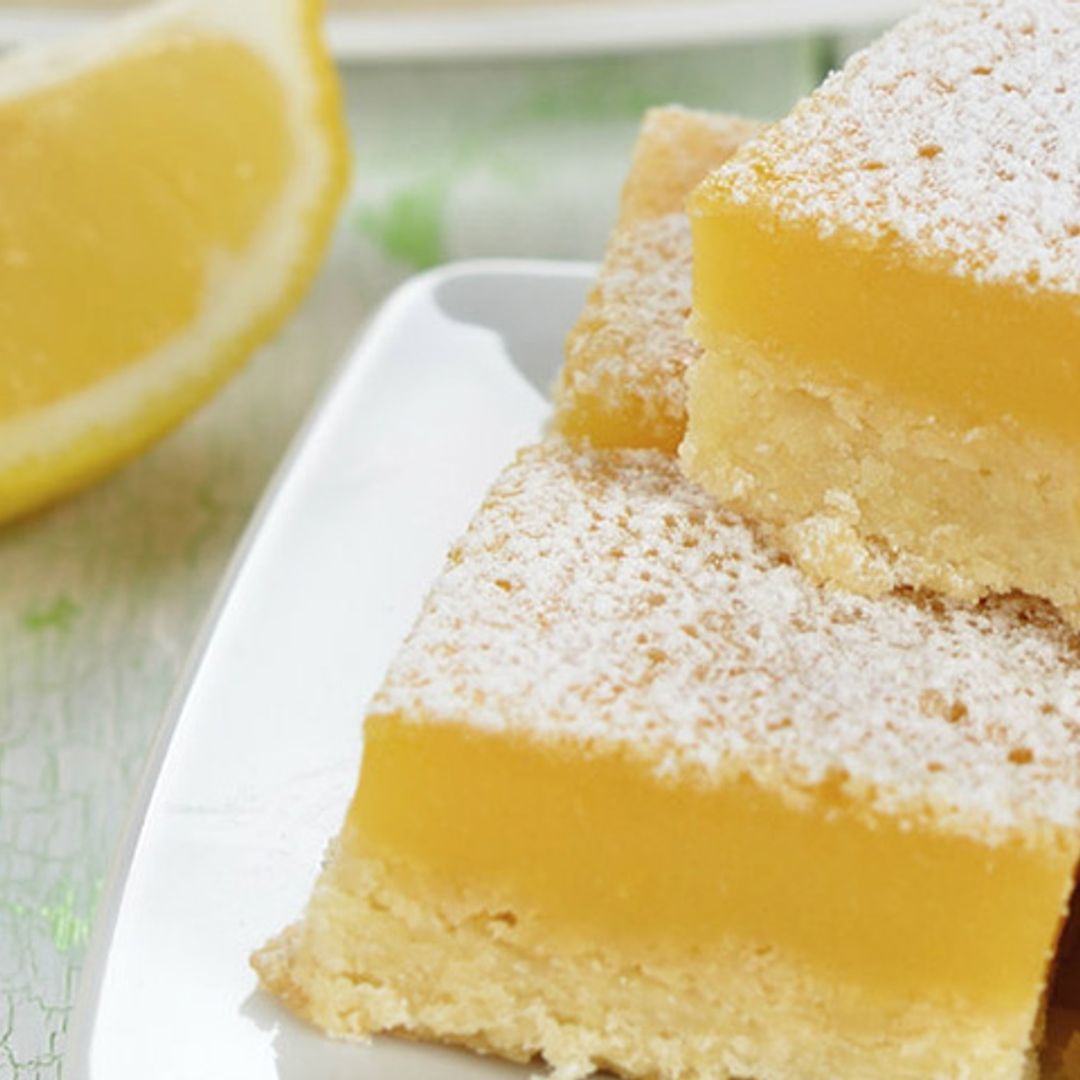 'Brownies' de limón, una explosión intensa de sabores
