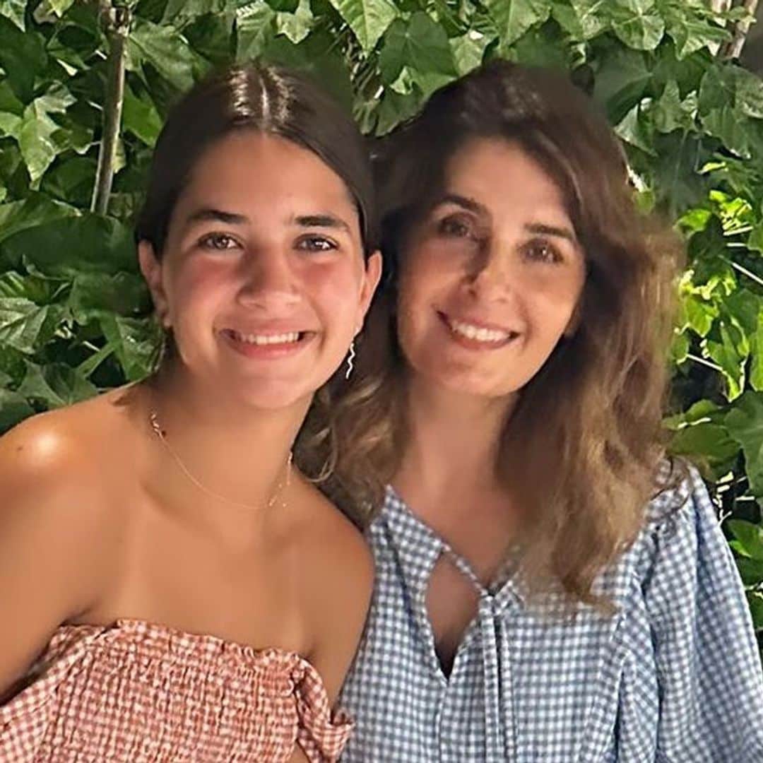 Con un viaje familiar, Mayrín Villanueva y Eduardo Santamarina celebran los 15 años de su hija