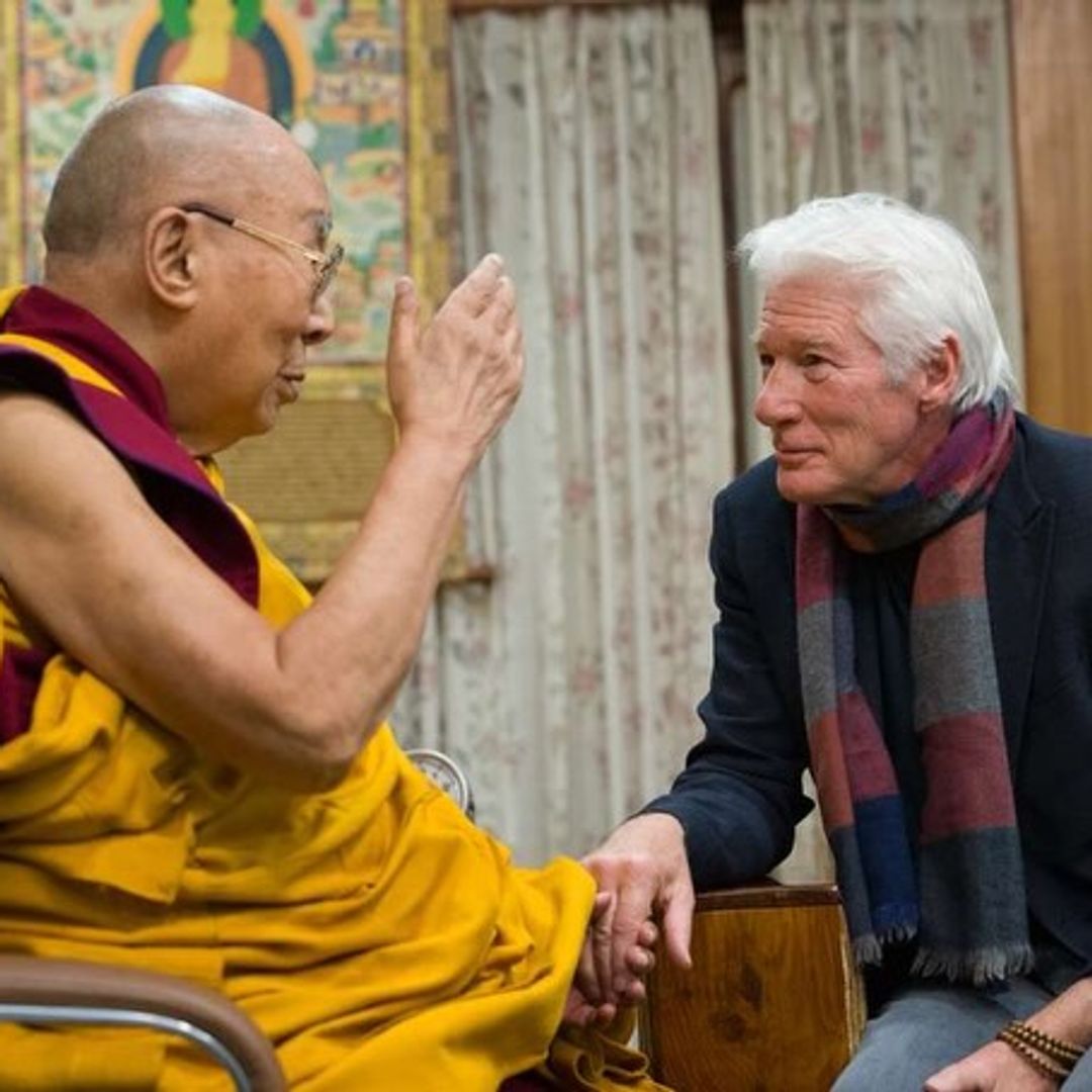 Alejandra Gere comparte orgullosa las espectaculares imágenes de Richard Gere en su visita al Tíbet
