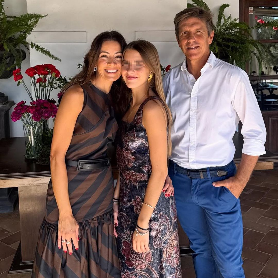Así ha celebrado Triana, hija de 'El Cordobés' y Virginia Troconis, su 18 cumpleaños por adelantado: capea, flamenco y familia