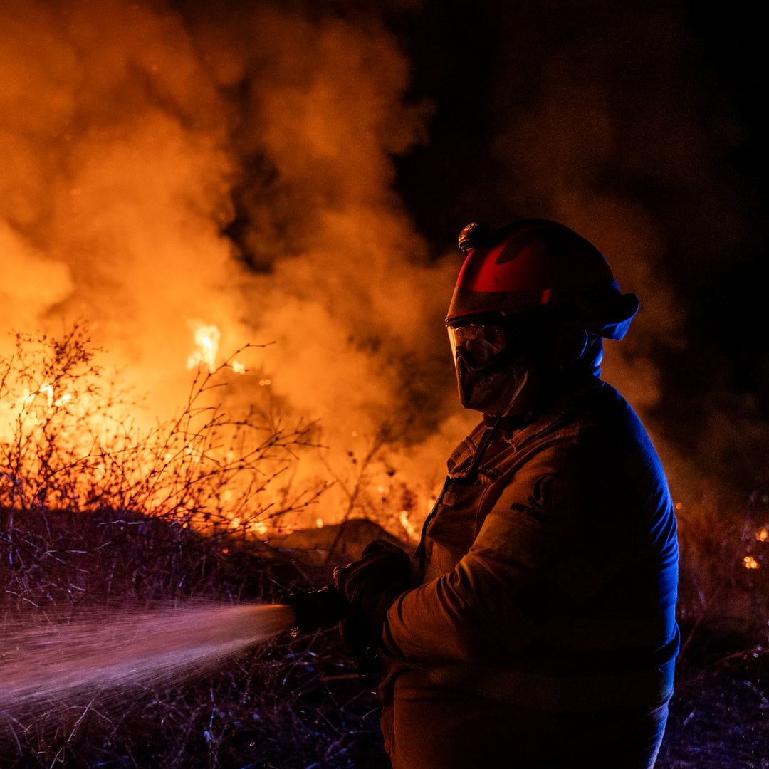 "La improvisación puede ser muy peligrosa": la exbombera Isabel Estapé explica qué hacer si un incendio se acerca