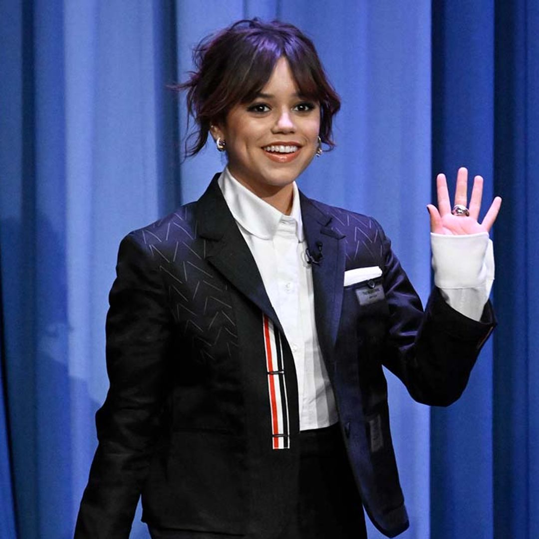 Tendencias rompedoras y trajes customizados: Jenna Ortega sorprende con sus últimas elecciones