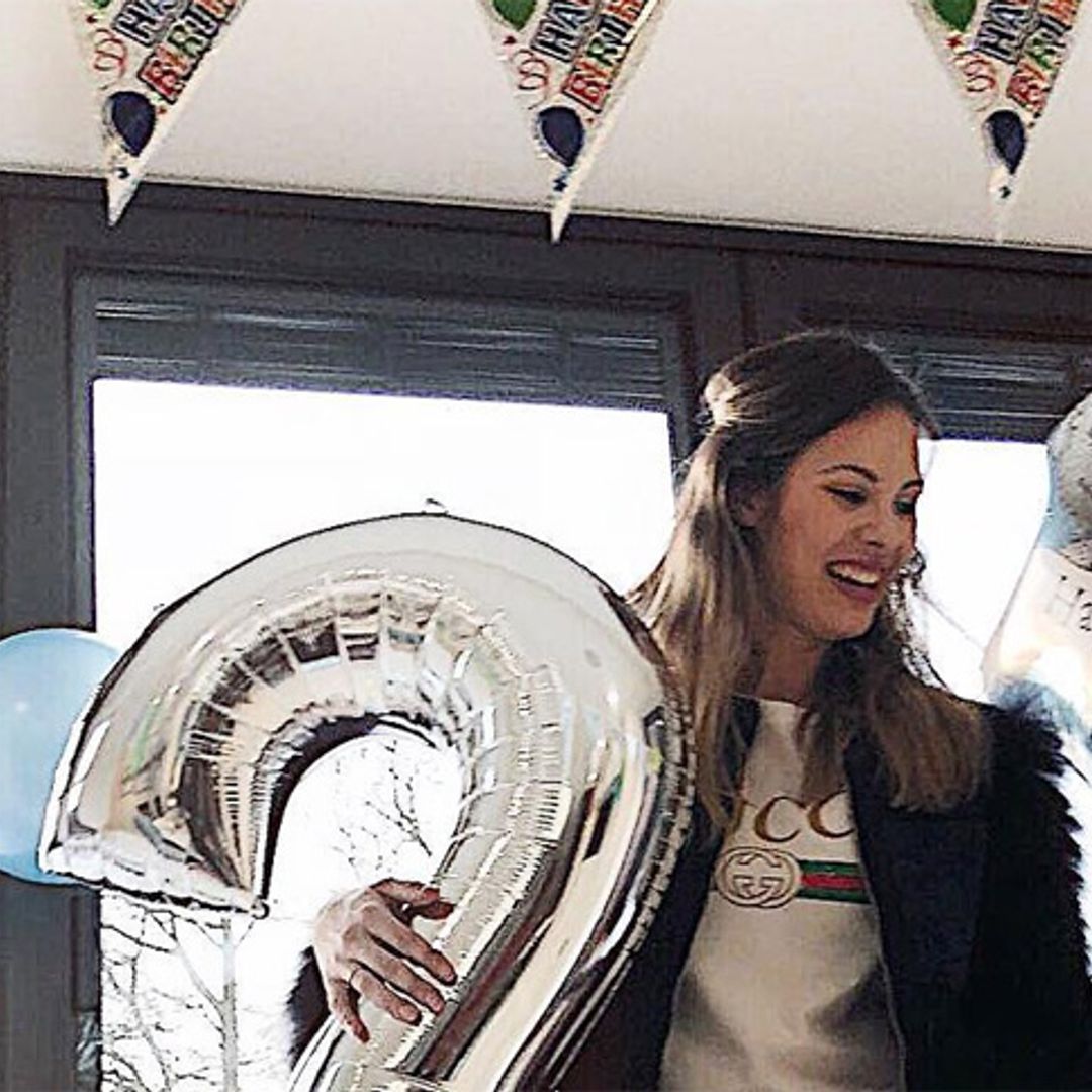 Jessica Bueno está de celebración... ¡el pequeño Jota cumple dos años!