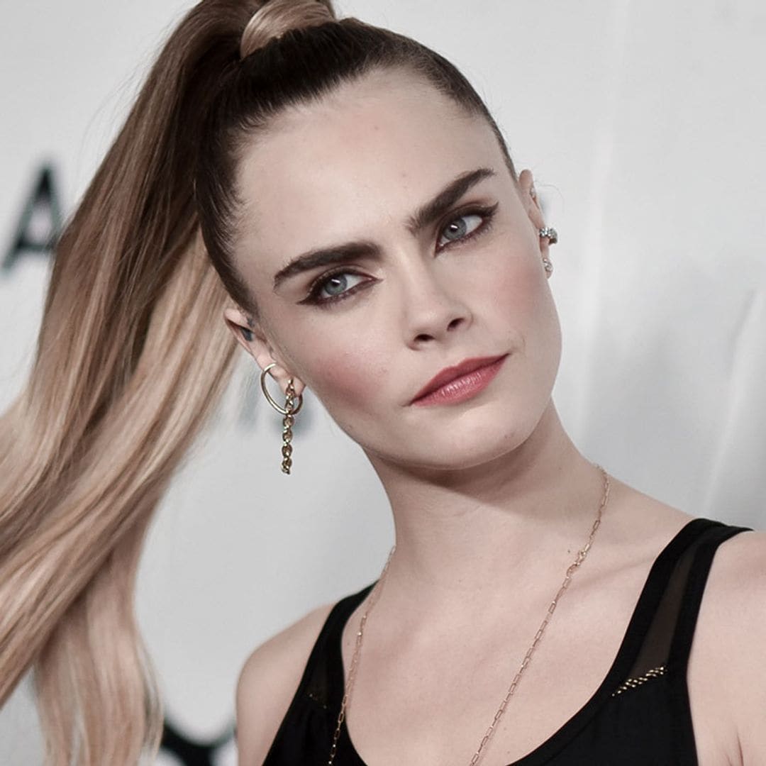 Cara Delevingne, víctima de un hacker que anunció su ruptura sentimental