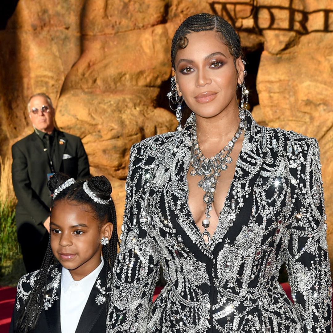 La hija de Beyoncé hace una aparición sorpresa en plena subasta para pujar por unos pendientes de diamantes