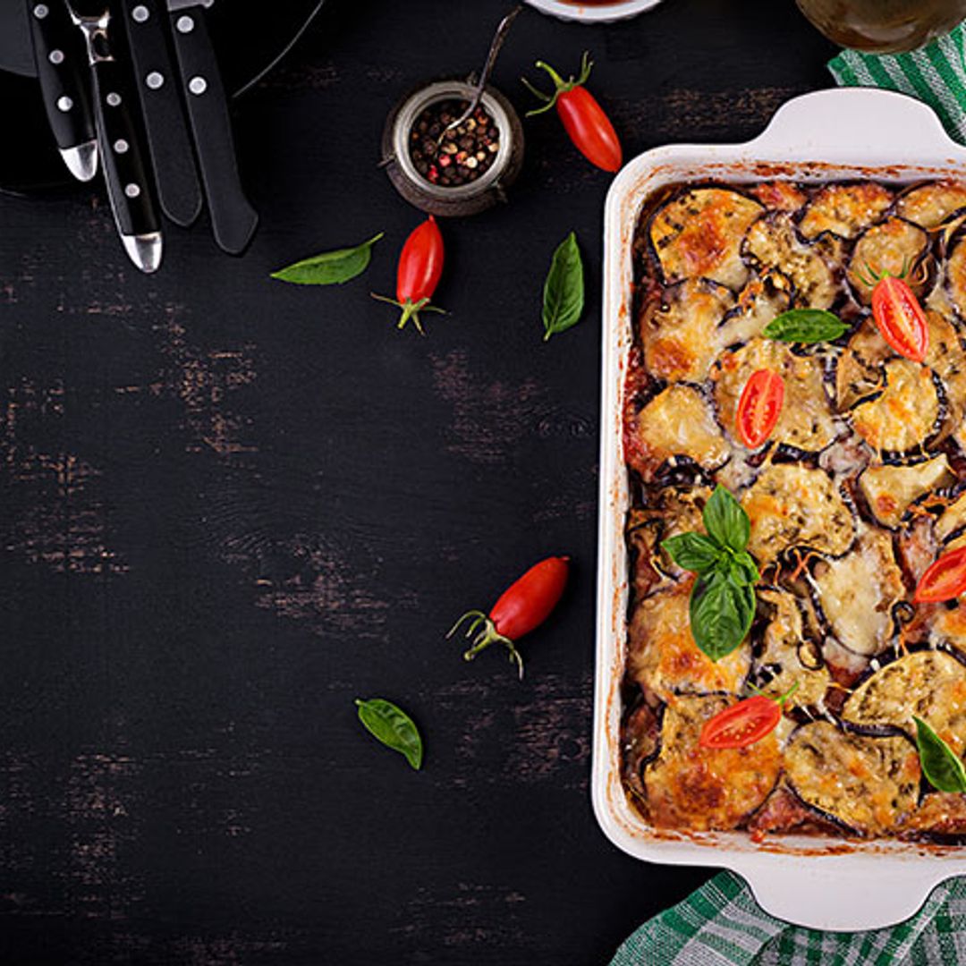 Berenjenas gratinadas con carne y verduras