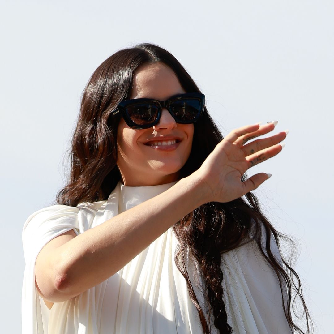 Estos fueron todos los 'looks' de archivo que usó Rosalía en su nuevo video musical