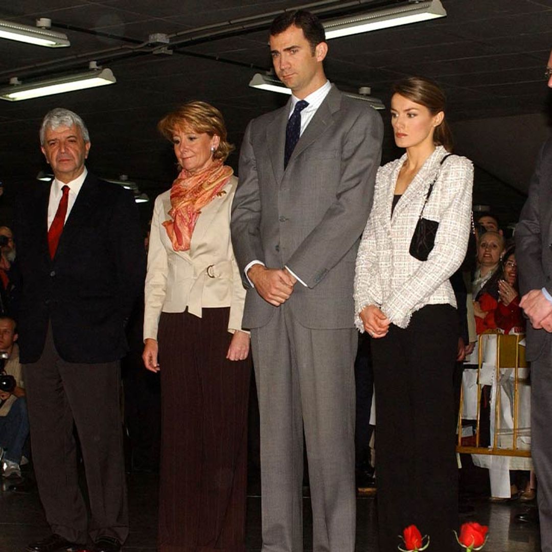 Don Felipe y doña Letizia recuerdan a sus víctimas en Atocha