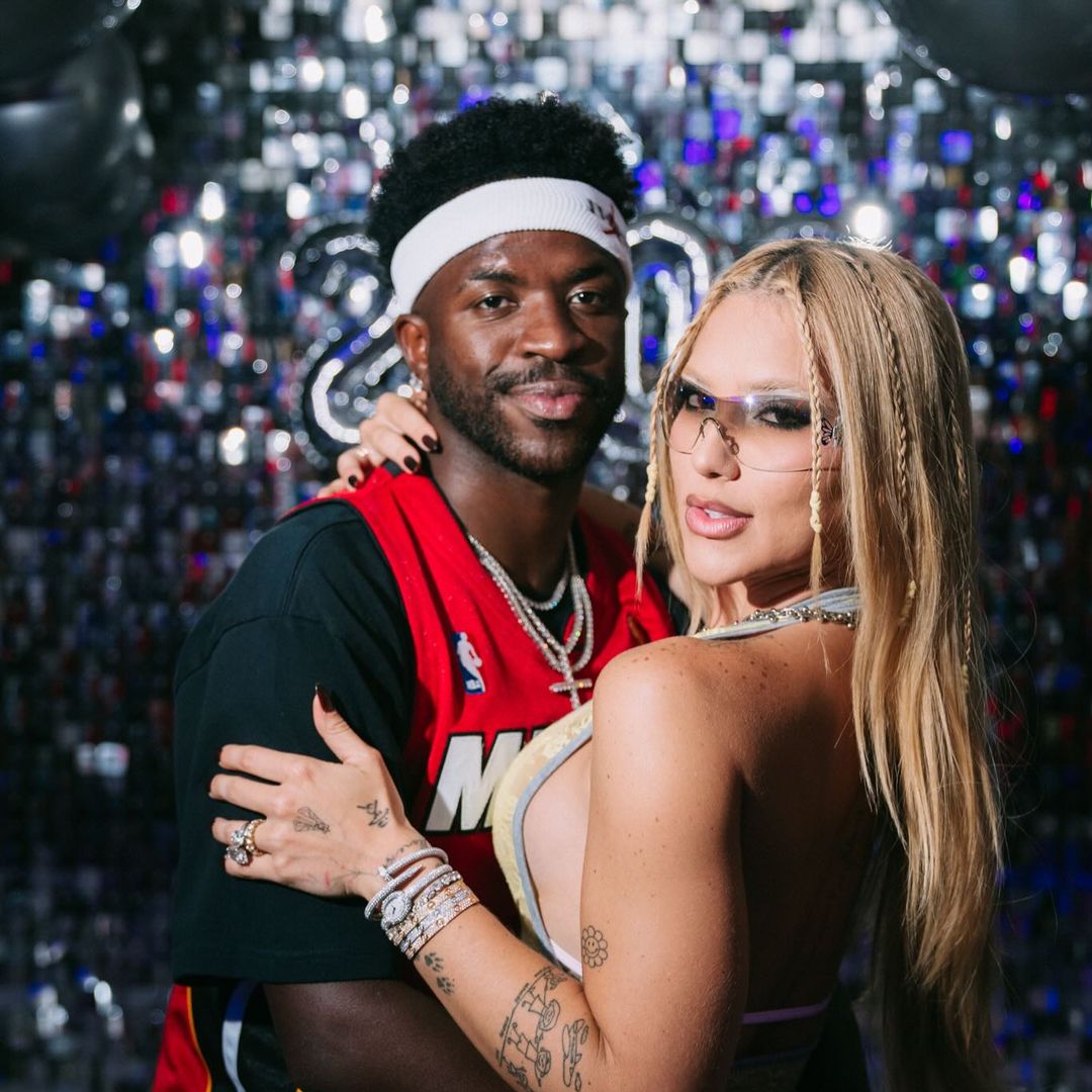 El fiestón de Vinicius Jr, al más puro estilo brasileño, tras su comentada cirugía estética y la reconociliación con su novia Virginia Fonseca