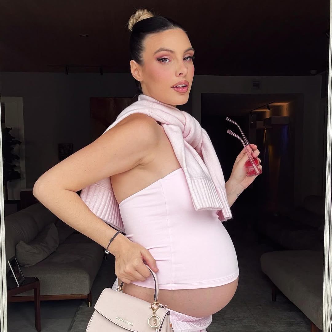 Lele Pons comparte su primera fotografía como mamá de la pequeña Eloísa
