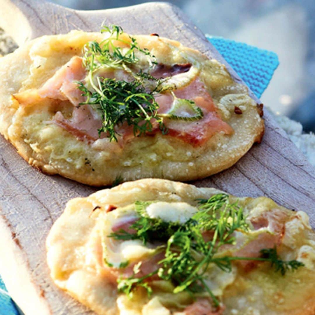 'Pizzetas' de salmón ahumado