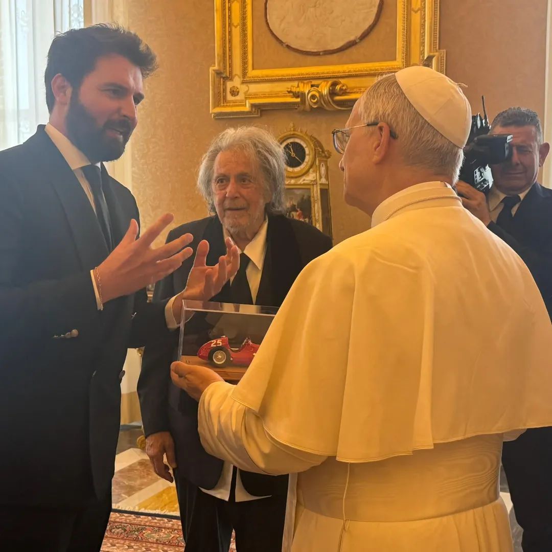 El Papa León XIV recibe a Al Pacino en su primera audiencia con una estrella de Hollywood
